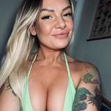555189961180061696
