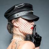 deviant_elle
