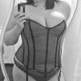 hot_curvy_wife