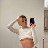 hollymollynextdoor