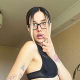 kira_evans