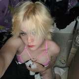 famewh0re2099