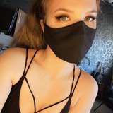 emily_mandevilla
