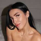 flirty_mia
