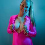 blueeyez_free